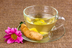 Tee mit frischem Ingwer selber machen