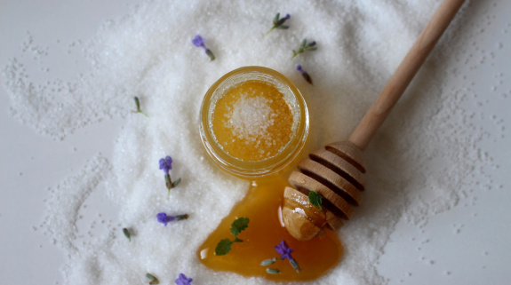 Peeling mit Honig